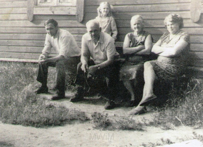 KKE 4685.jpg - Fot. Wesele „Jótka” (Józef?) – dalsza rodzina Jarzynowskich, Romejki – Wilno, lata 60-te XX wieku.
